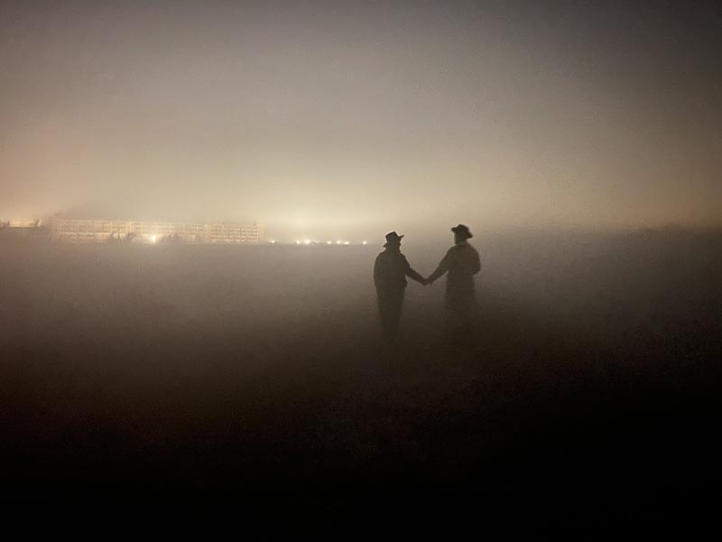 Joy and matt in mist 6170